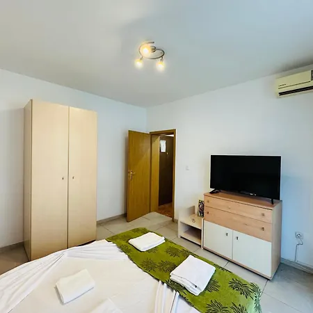 Apartment Sunny Hоuse 105 One Bedroom Sunny Beach