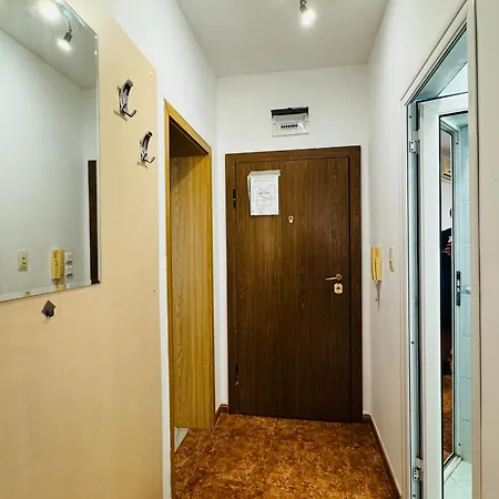 Apartment Sunny Hоuse 105 One Bedroom *
