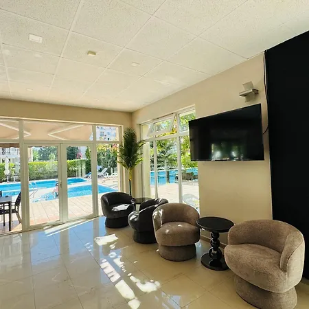 Sunny Hоuse 105 One Bedroom Apartment